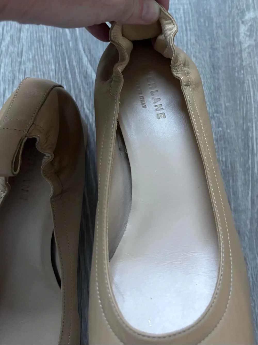 Everlane Soft Elastic Back Ballet Flats in Taupe size 7.5